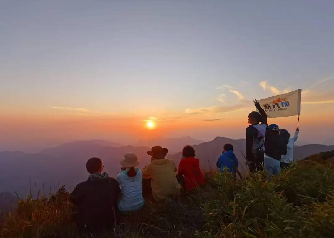 📍10月徒步计划--清凉峰，观银河，看日出，看流星雨
上海出发｜10.24--