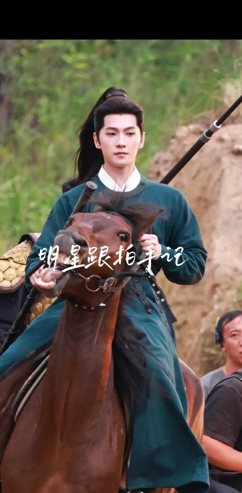 杨洋脸这么方了？ ​​​