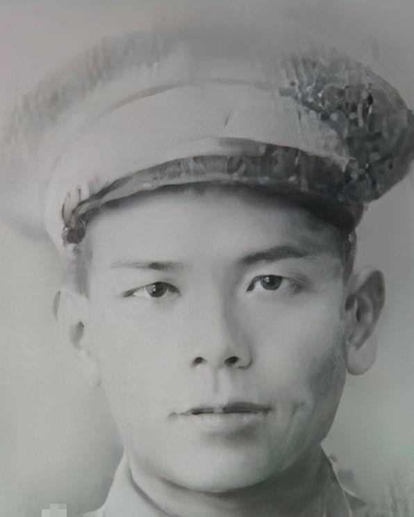 真以为＂扩大哥＂就是个简单角色？！ 🤔
30岁才进黄埔，却成了＂老大哥＂，这波