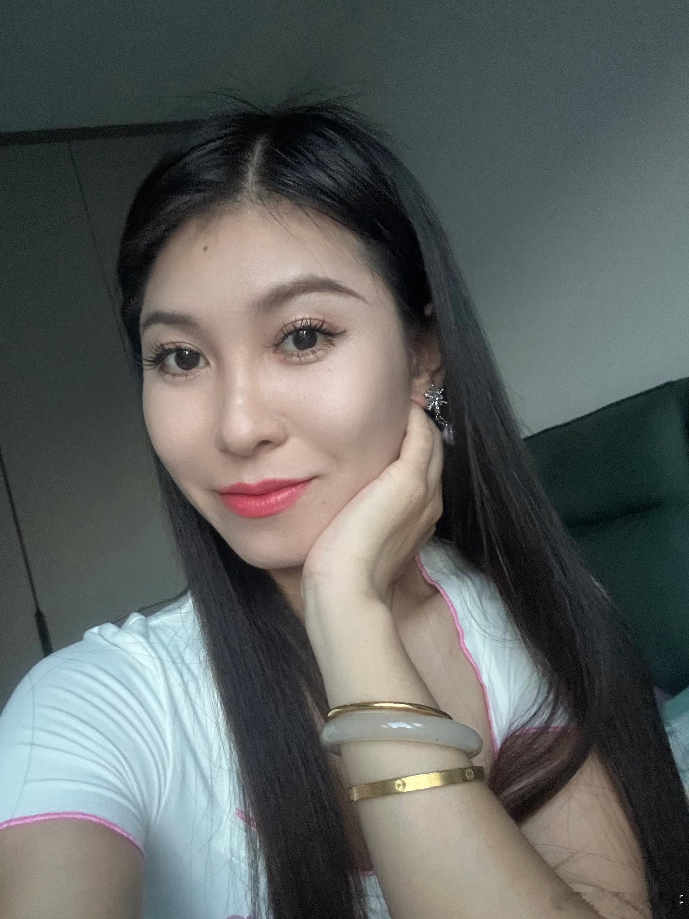 🖤都说爱会让人变得温柔 可我却戾气满身 ​​​