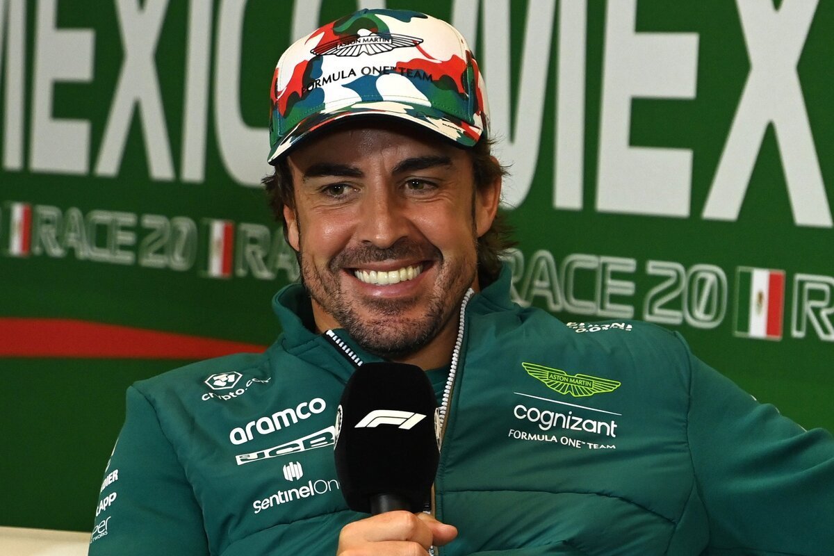F1 从现在起，F1赛道上出现一位45岁的车手！生日快乐！头哥阿隆索！🎂 F1