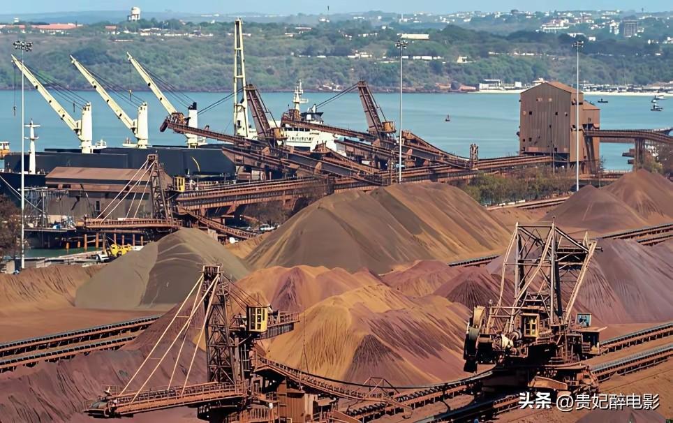 放眼全世界，老天真正赏饭吃的估计就俩地方：第一就是澳大利亚的铁矿，严格来说，那地