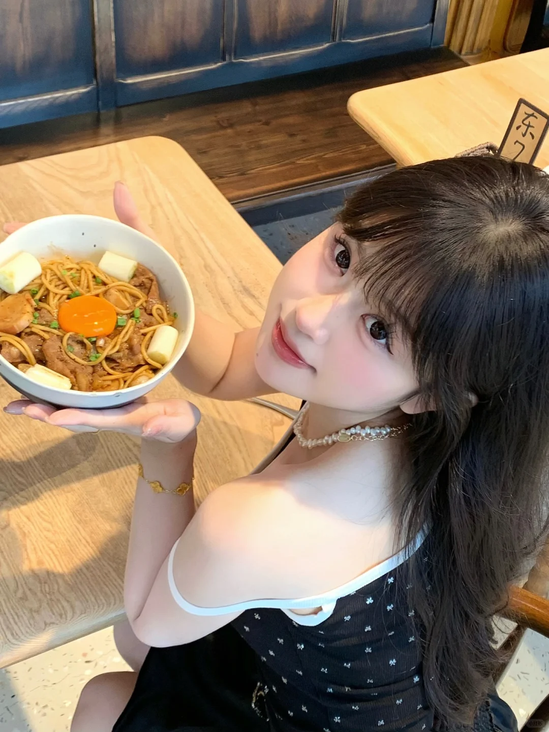 吃饭拍照姿势!!速速来学🍝