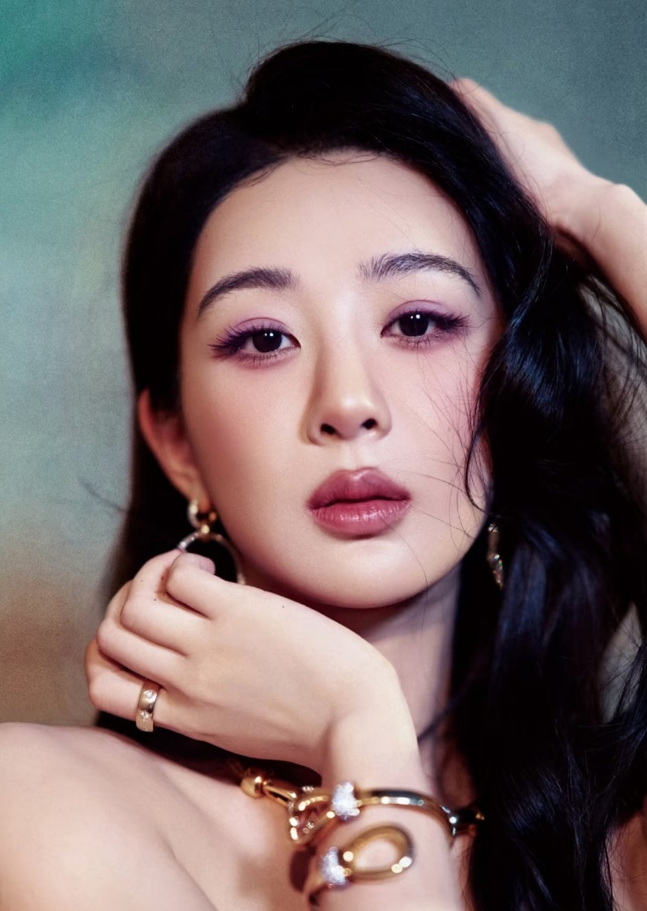 杨紫夏日Highlight时刻 总有些惊奇的际遇，比方说当我们遇见🌹🌹