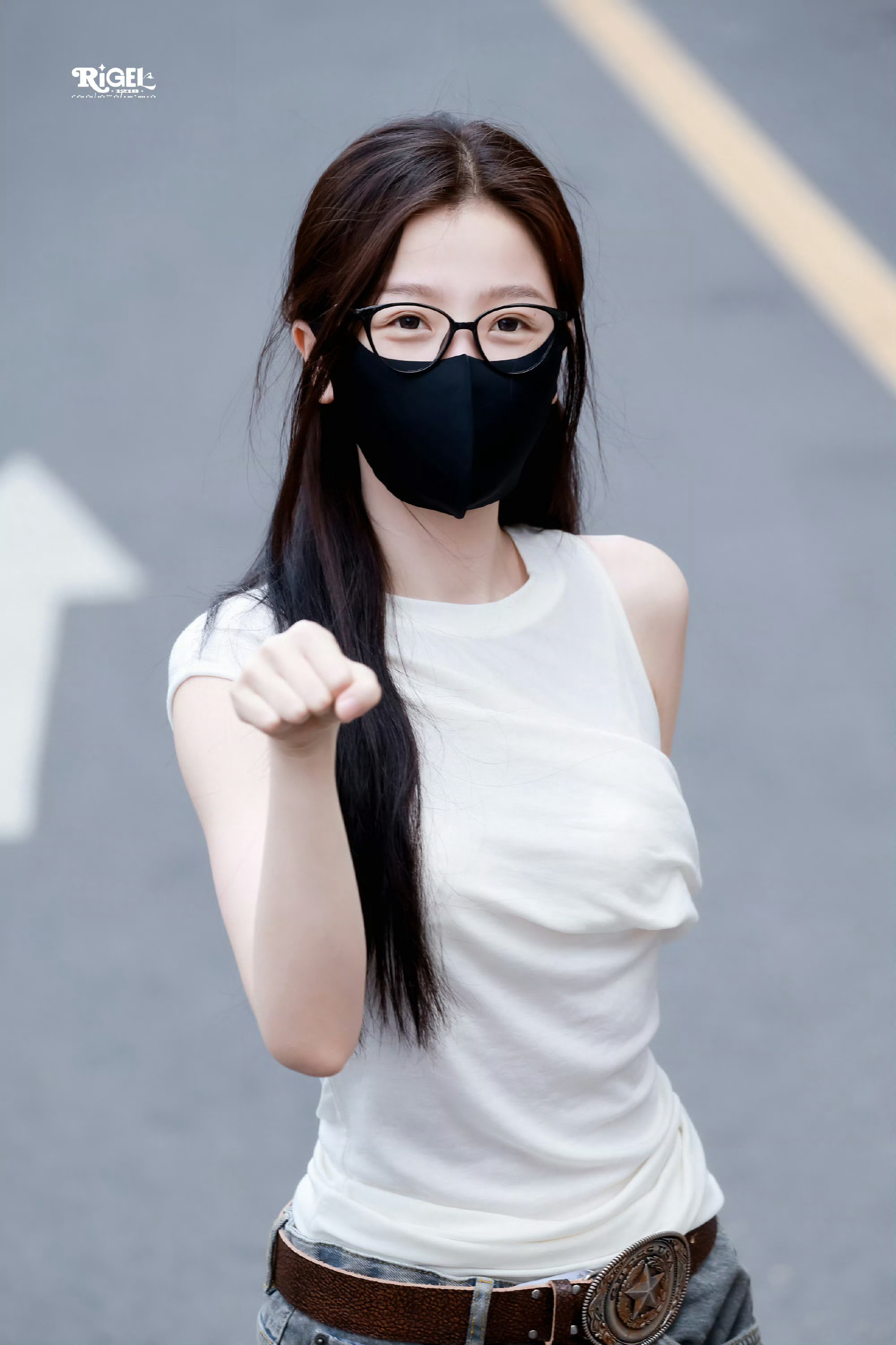 虞书欣横店时装周又上新了👓 