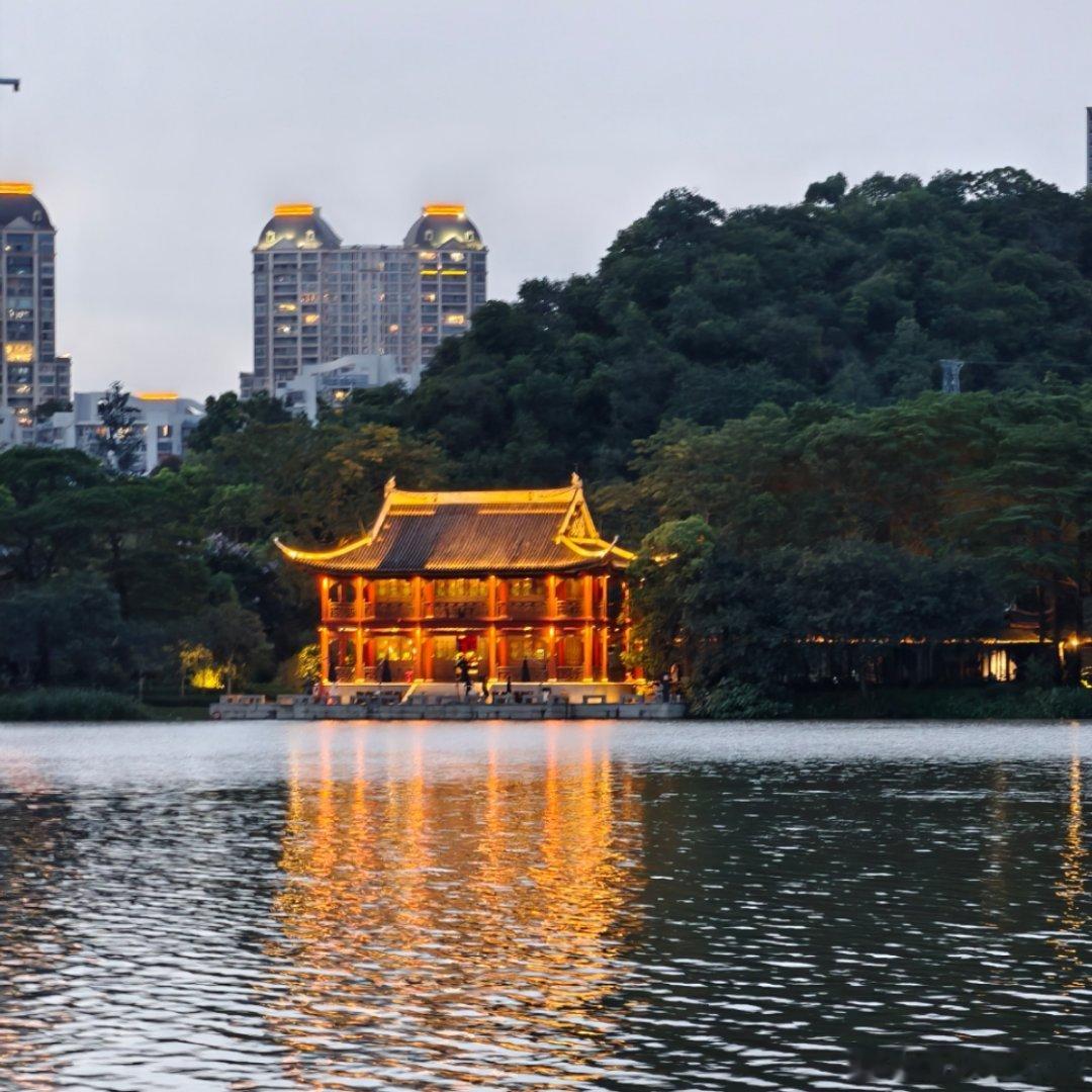大湾区骑行 龙归里夜魅💡 