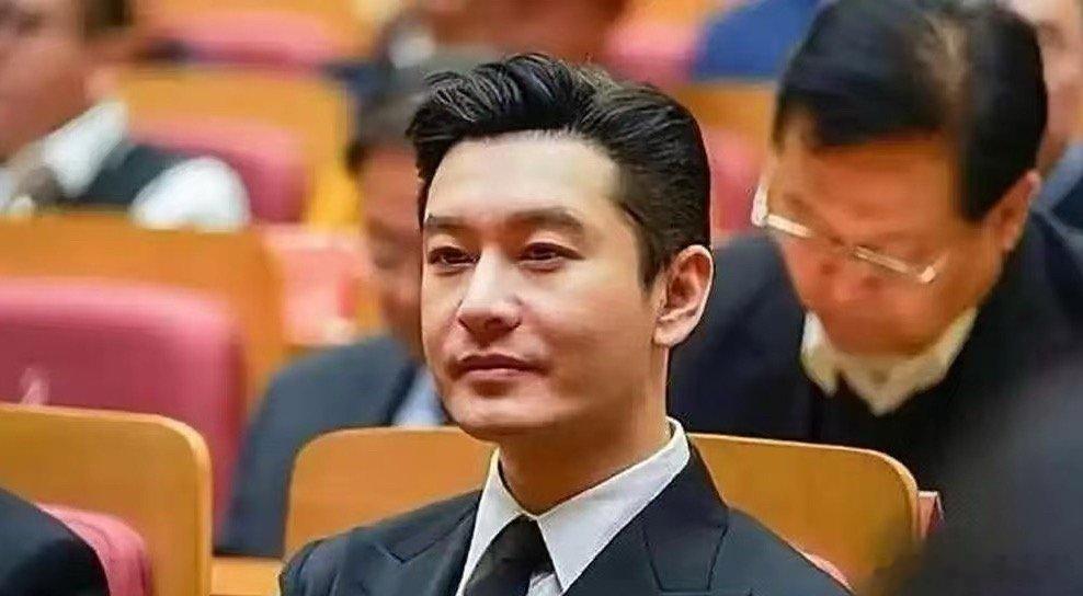 黄晓明旗下艺人没一个红的 