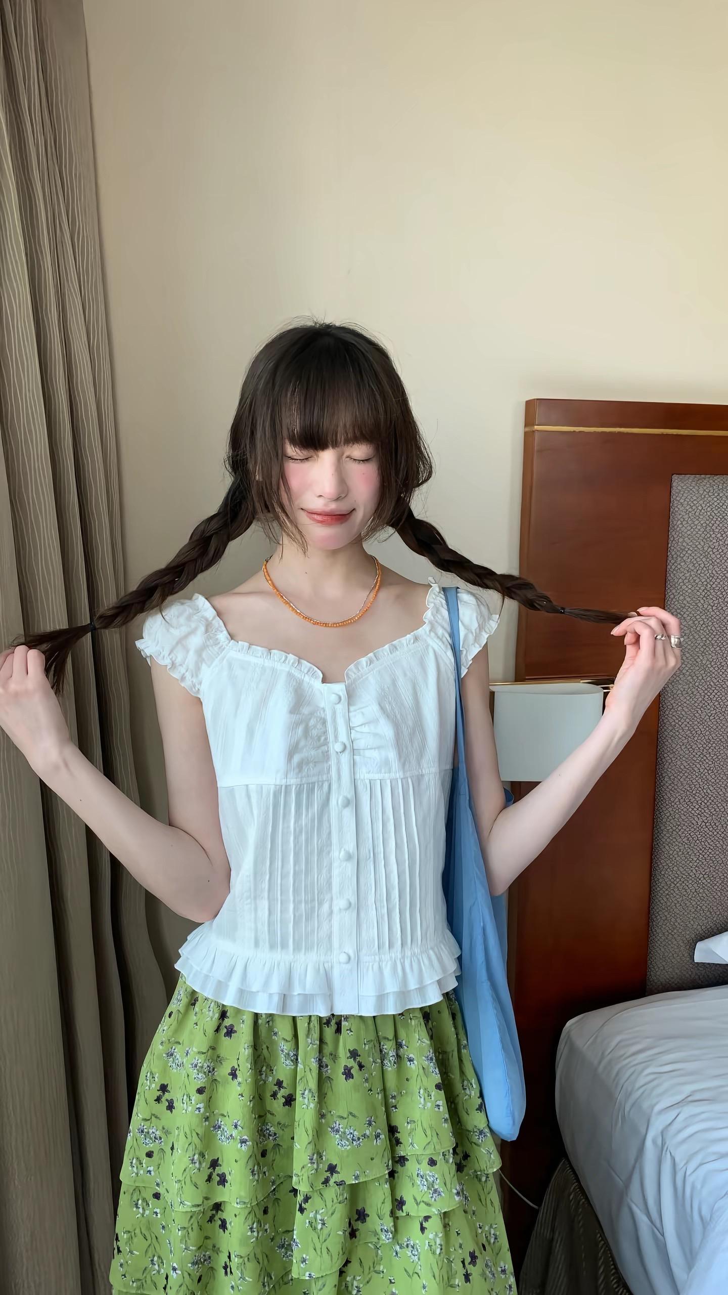 夏日白色系穿搭🤍。