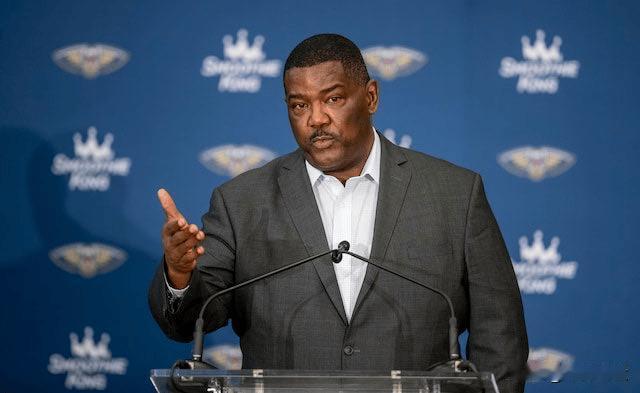 篮球评论员帕金斯说乔 - 杜马斯选对了，奎因会变得特别。现在鹈鹕战绩糟糕，2胜1