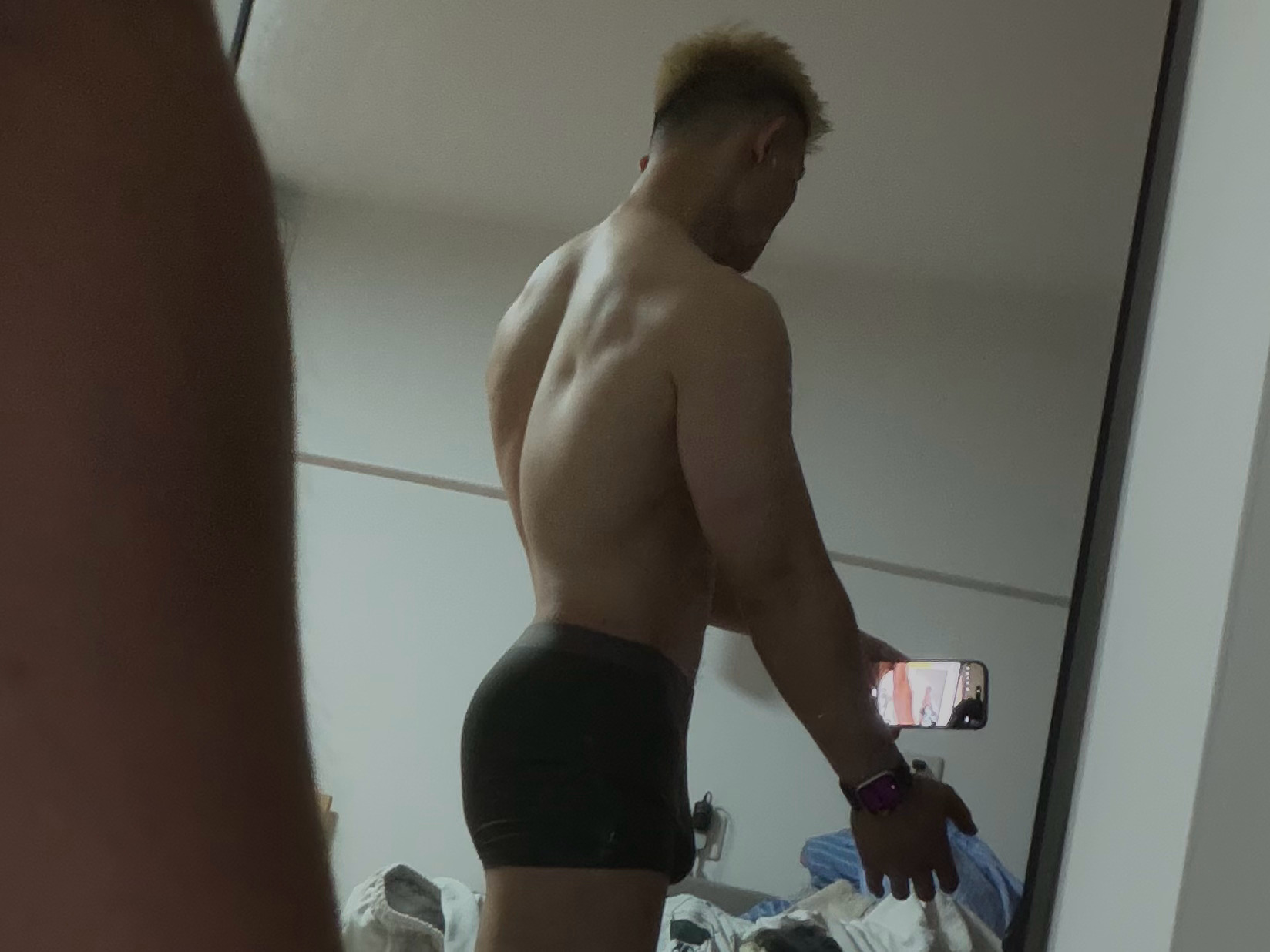 练jb加了新动作，强烈推荐Y举
