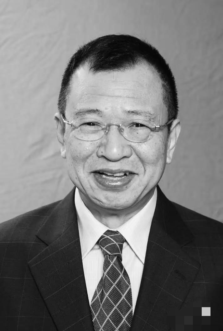 大S去世了我没哭
达叔去世了我也没哭
但知道欢喜哥许绍雄去世了，我却实在忍不住了