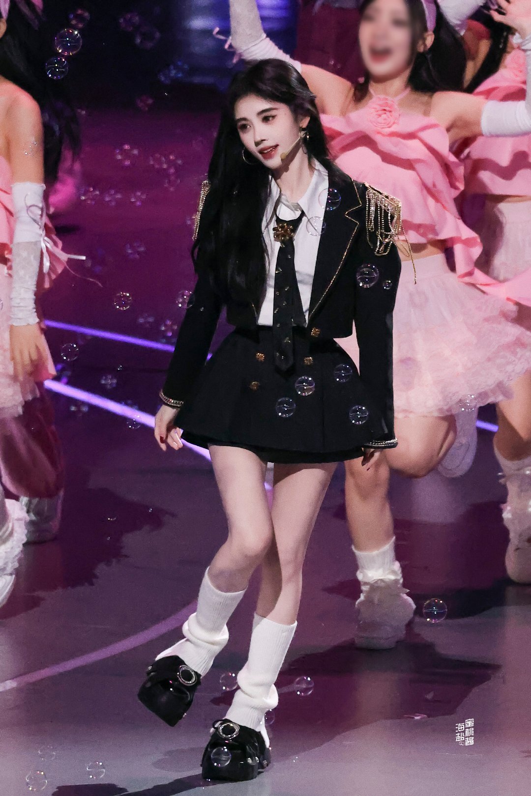 jjy鞠婧祎姜黎非 jjy鞠婧祎露芜衣 ₊˚⊹⁠♡你的存在治愈我♡⊹⁠˚₊