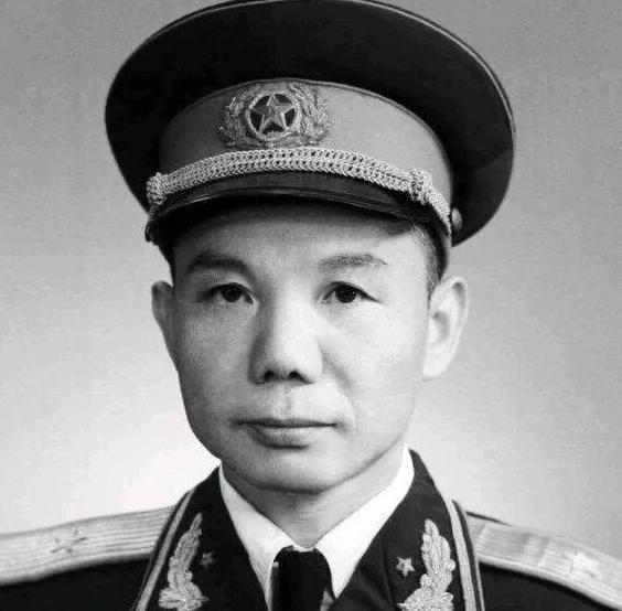 1970年，刘伯承连夜被送到南京，许世友悄悄找来肖永银：刘帅来了
刘伯承这个人，