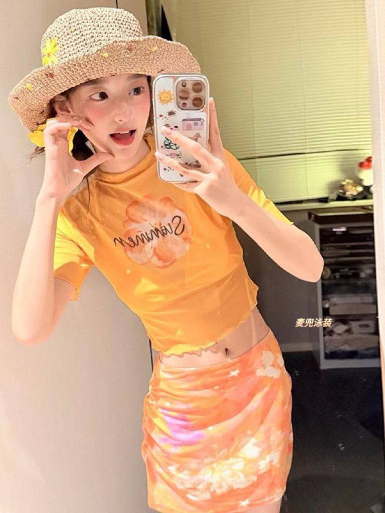 甜美少女气质泳衣👙纯欲显瘦温泉绝美啦～度假风泳装美女 泳装穿搭风格 甜美连体泳