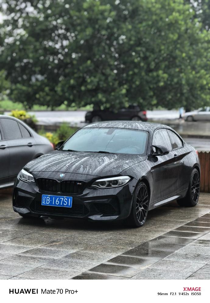 真喜欢这个小车
短小精干，内心强大[心]
车况差的 2x 就能买到了
个人认为这