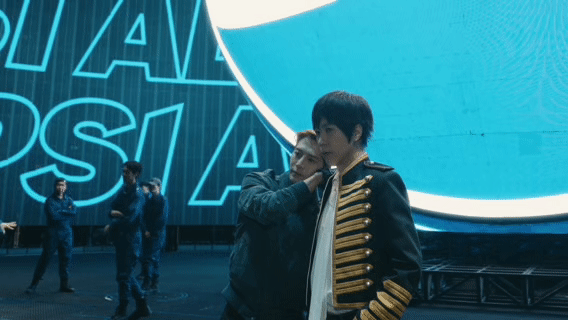 王嘉尔阿信新歌幕后首度公开 重磅新鲜物料来袭！《Alive》MV 独家幕后花絮正