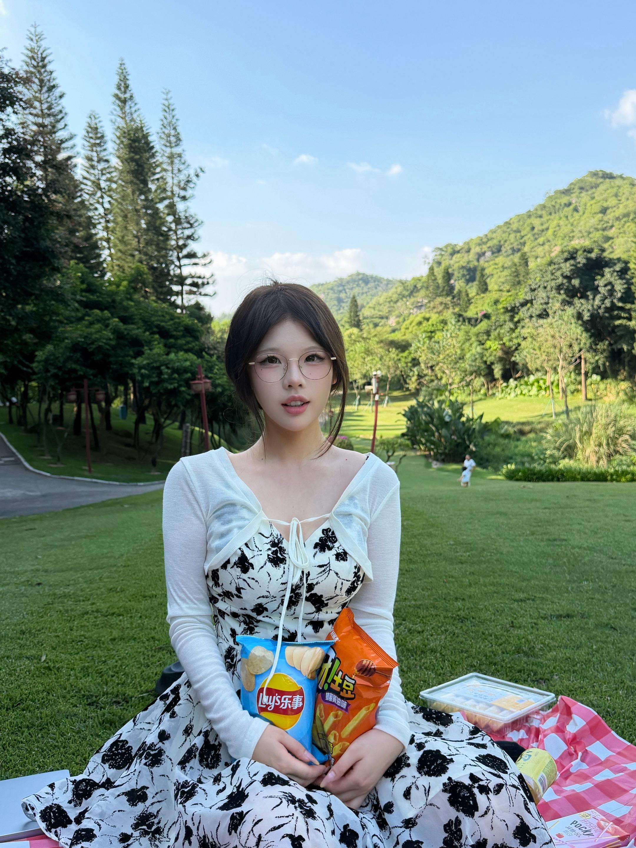 来到了满是云A的城市