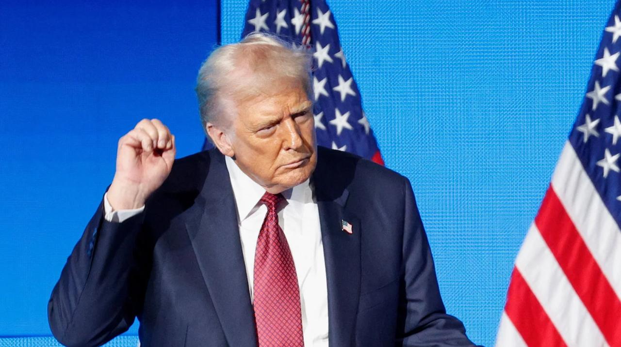 特朗普改口称不相信乌克兰袭击普京官邸
 
 
美国总统唐纳德·特朗普表示，他不相