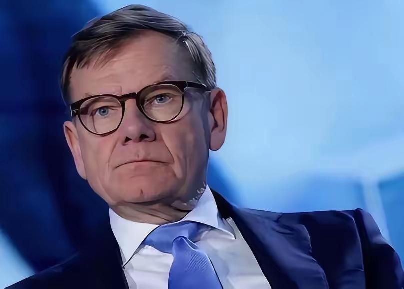 德国为什么最近敢肆无忌惮地挑衅中国？
原因其实很简单，就是因为中国太仁慈、太善良