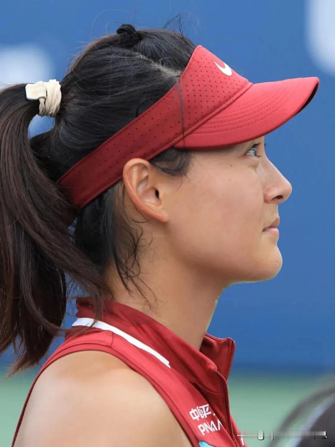 2024法国网球公开赛今日开赛，第一比赛日(5月26日)，王雅繁(图1)、张之臻