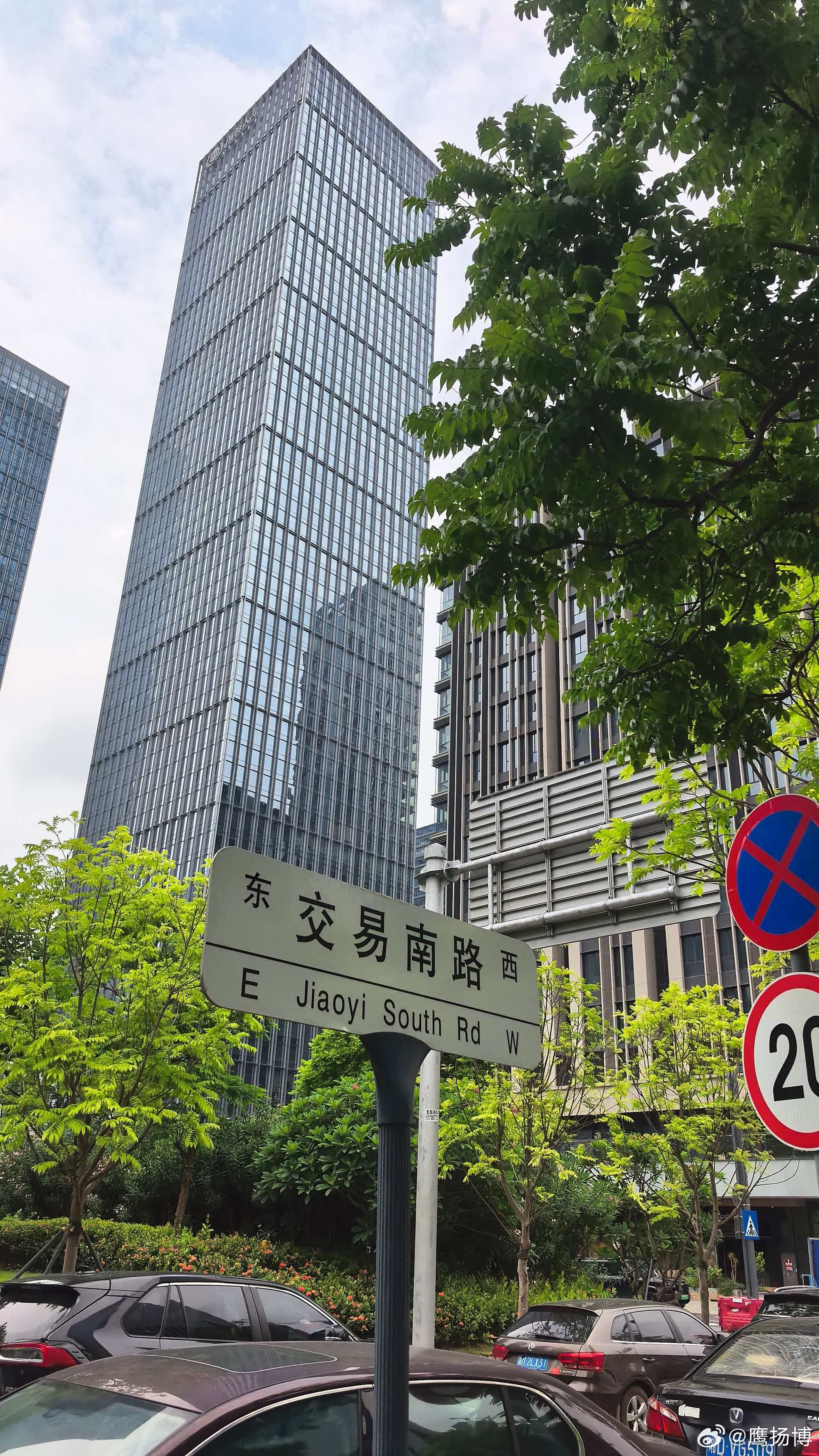 【投资明见】周五操作策略今天指数继续小幅下跌，连续两天小幅下跌了，但是90分钟出