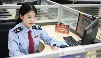 现在不少年轻干部，不想再死磕三证（税务师、会计师、法考），也不愿意去读在职双证硕