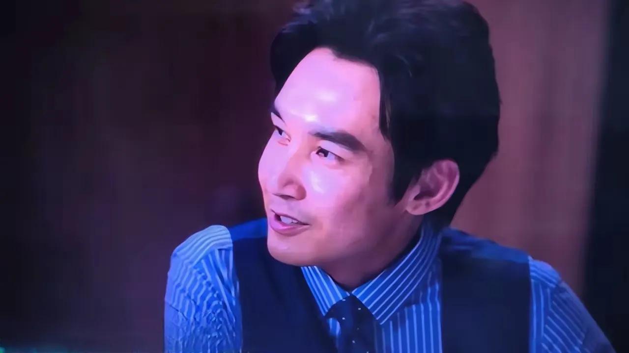 追剧《利剑·玫瑰》第13、14集，张铎、刘涛上线了，气扬好像就强大了！这些观众喜