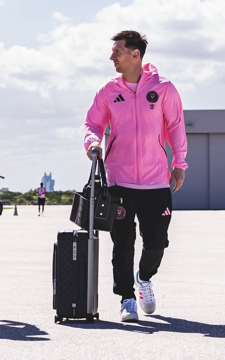 On to New York City 🛫梅西