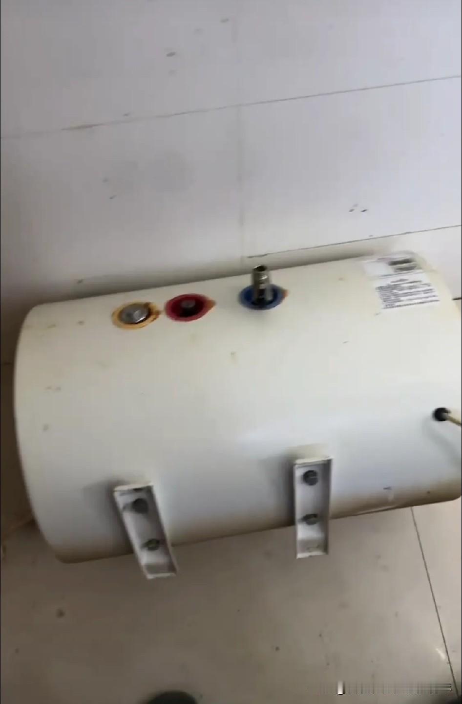 广西北海的房子还有救吗？

脑子进水，在17年买了套北海海城区的二手房子，90平