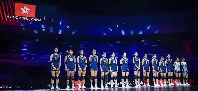 中国女排与台北省队赛后主动相互簇拥，可以是相亲相爱的一家人，为什么香港女排却有些