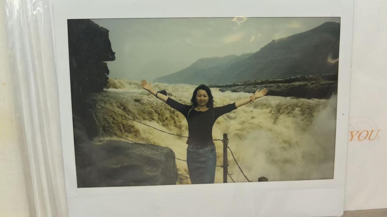 曾经脸上有笑容眼里有光。。。