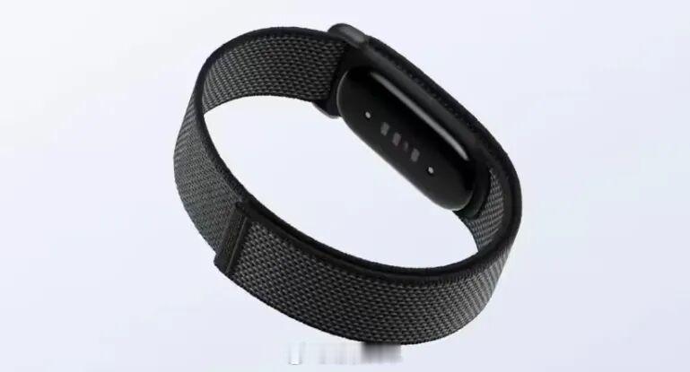 谷歌发布极简无屏、无按键健身手环 Fitbit Air，专注无感健康监测5 月 