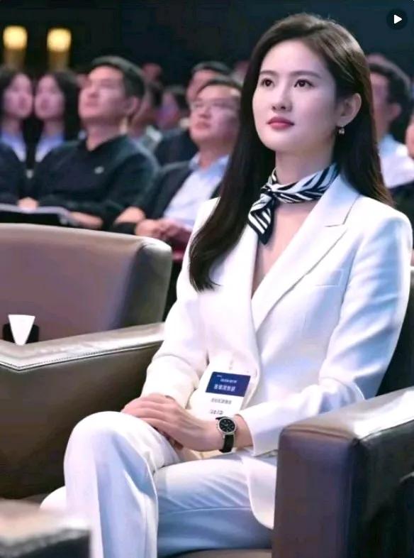 有一个形容词叫“美若天仙”，我认为陈若琳才配得上使用这个词。