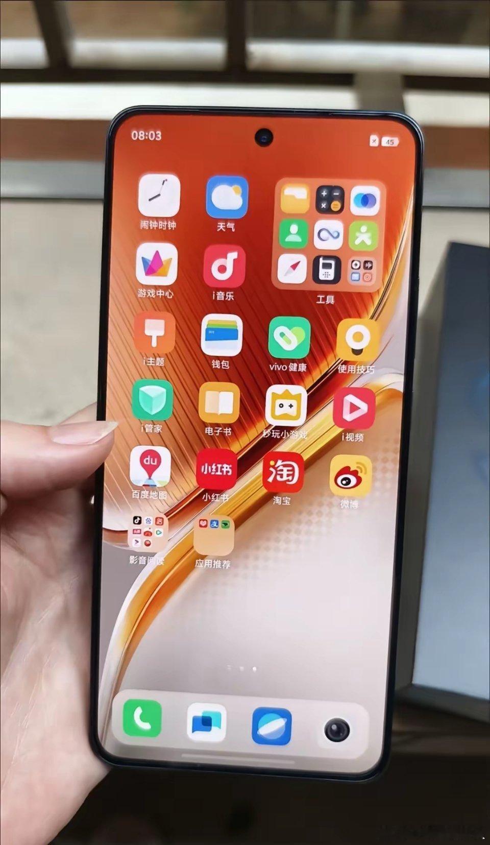咋就没人早点告诉我 VIVO 手机旗下还有个叫 iQOO 的品牌呢！？iQOO 