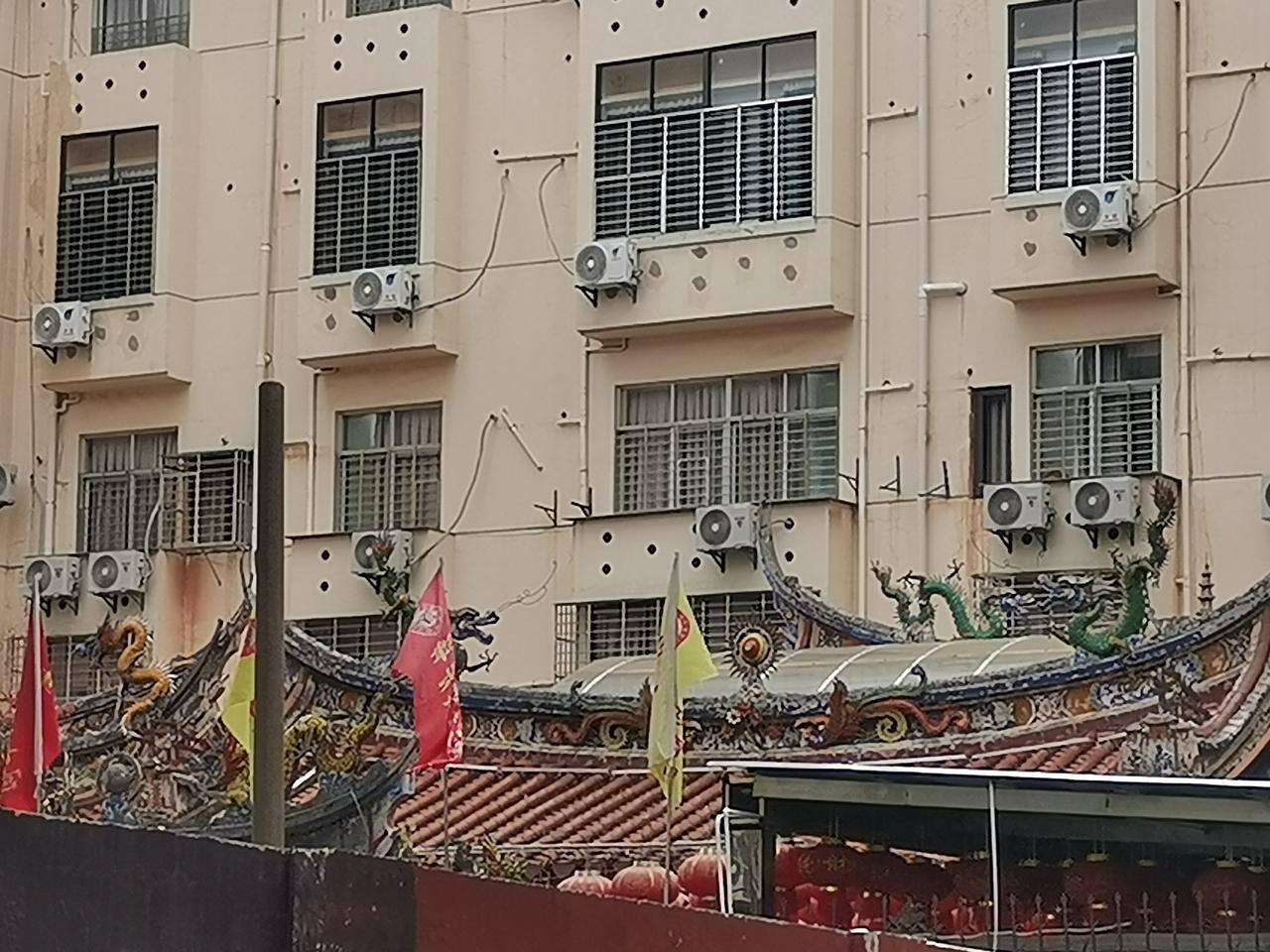 早上好泉州！这座“半城烟火半城仙”的城市，就像一幅徐徐展开的画卷。
漫步泉州街头