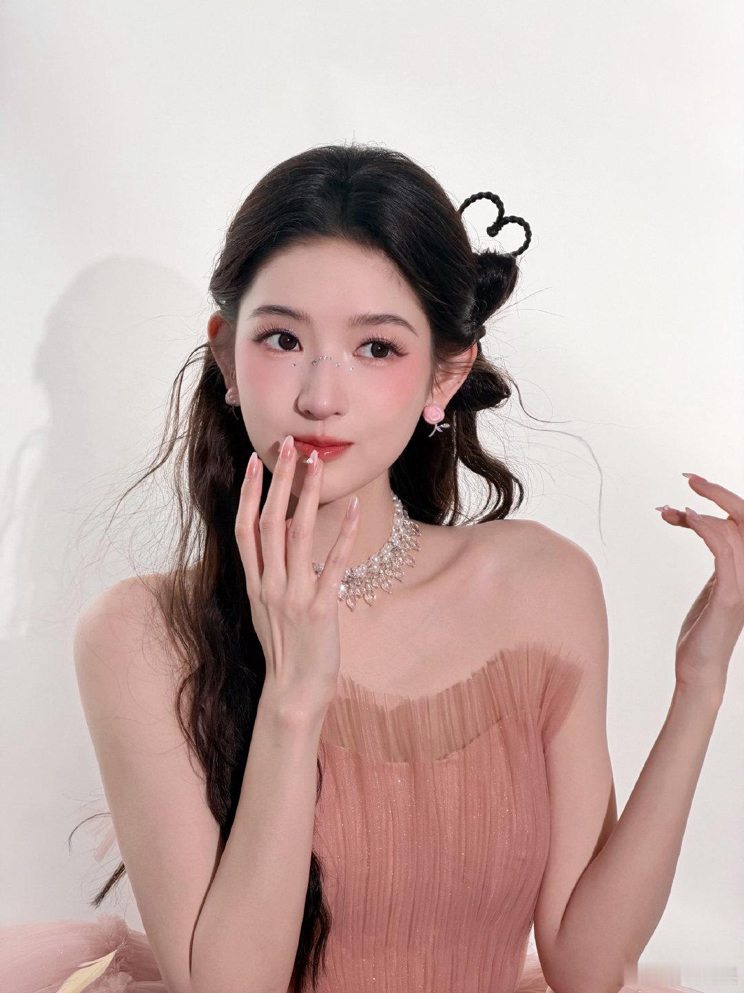 2026刺激之夜节目单含金量不光有热闹的表演，还会给到玩家实打实的版本资讯，对于