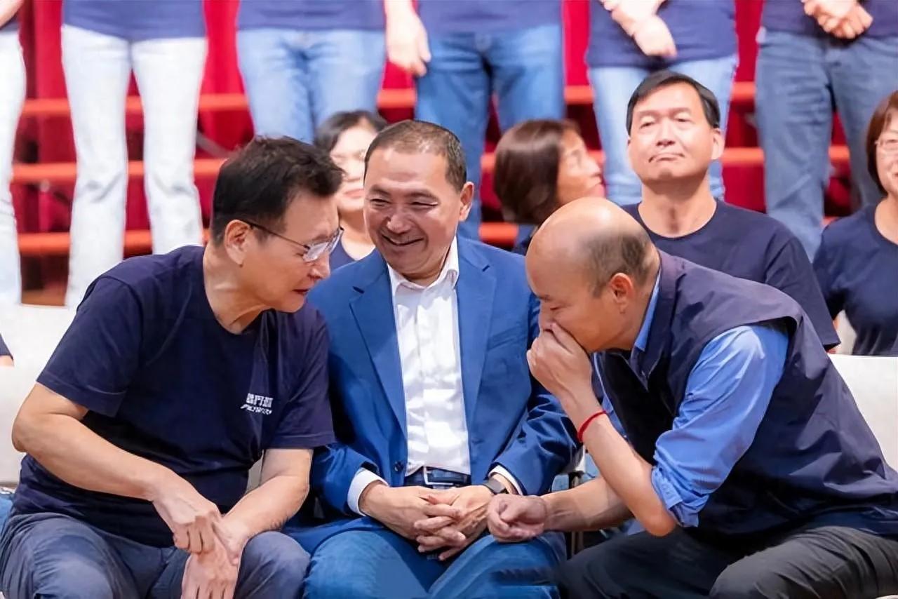 蓝白合彻底破局！国民党终于丢掉幻想，宣布赵少康为侯友宜2024副手人选！
被反复