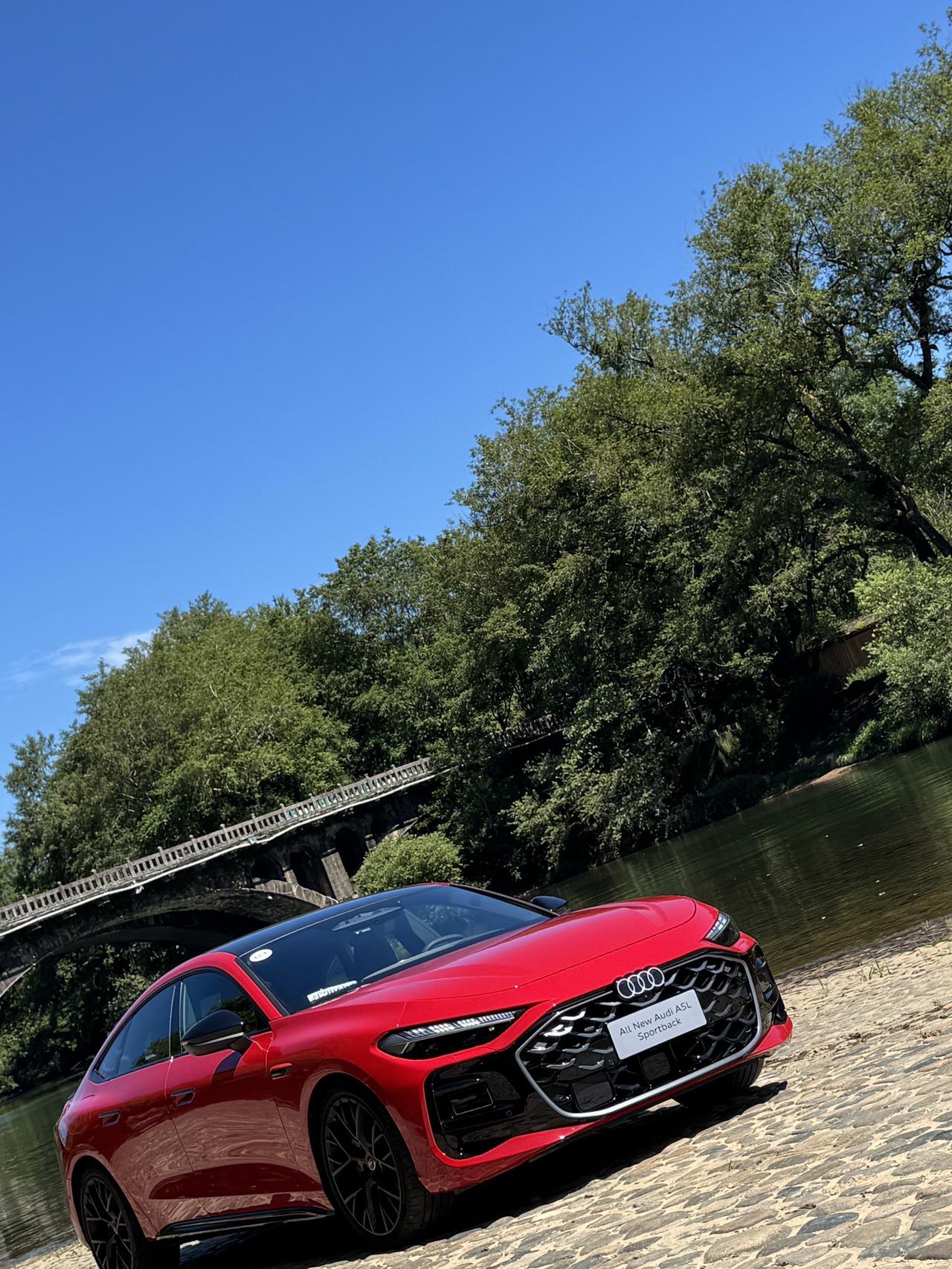 大众集团倾尽技术储备的最新第五代EA888发动机，对外表示热效率38%。

真的