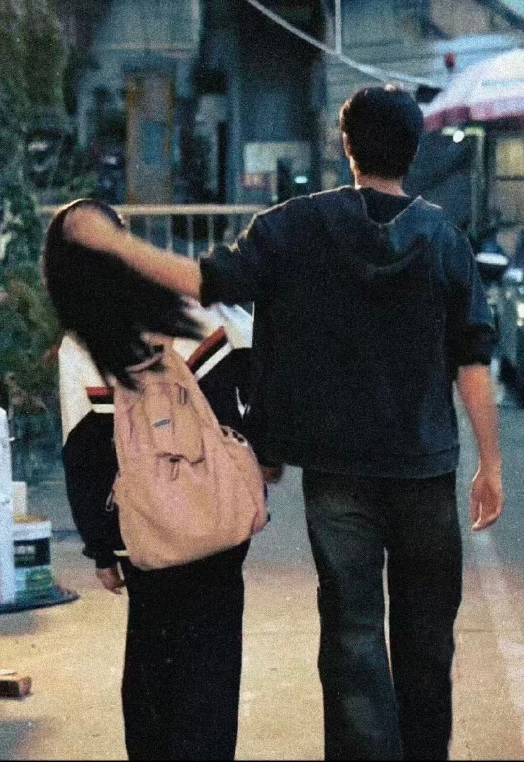 张婧仪张婧仪召唤宋威龙只需要10秒宋威龙2G的时代10G的网速专属极速响应模式上