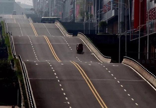 这条路真实存在的吗？？？如果是国内真实存在的，可以去试试悬挂的表现~~~