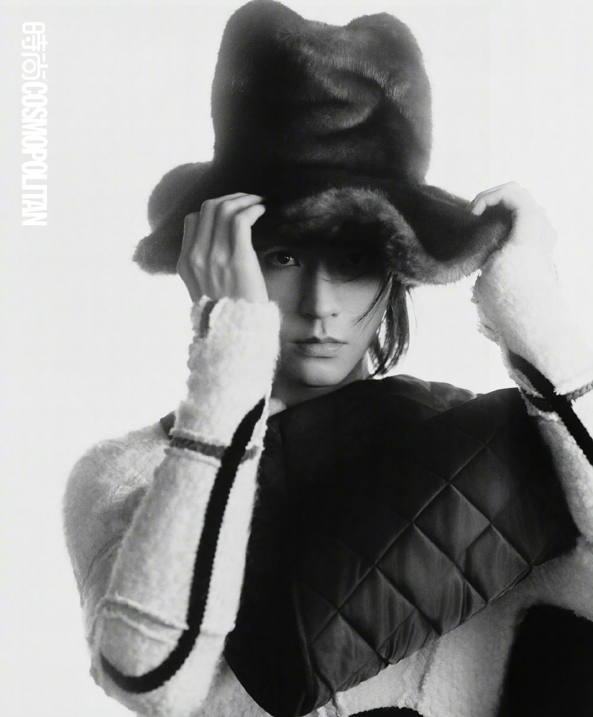 OMG老公驾到，真的好喜欢这套黑白的🥺🤲🏻 