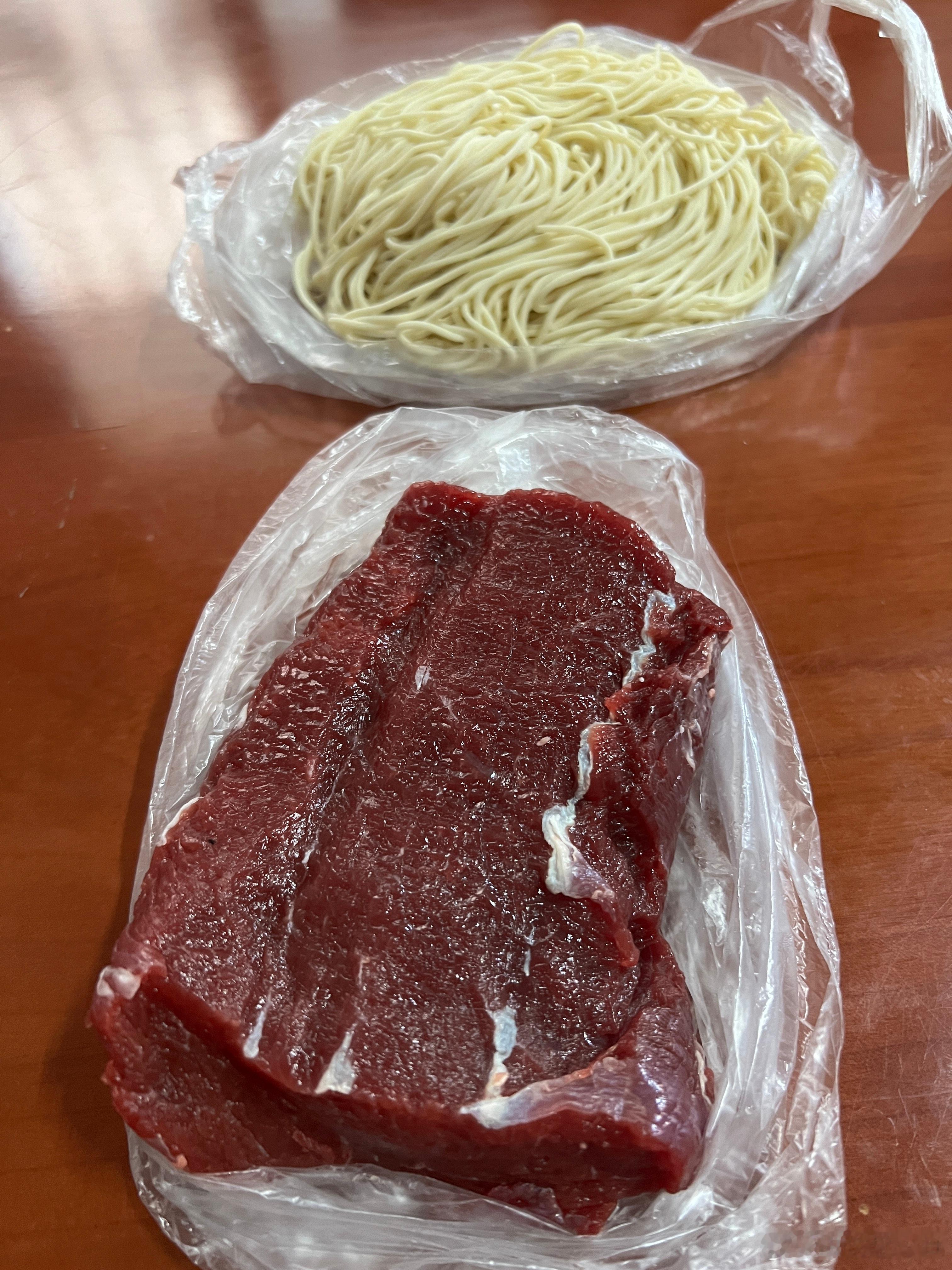 #午餐# 牛肉鲜面 ​​​