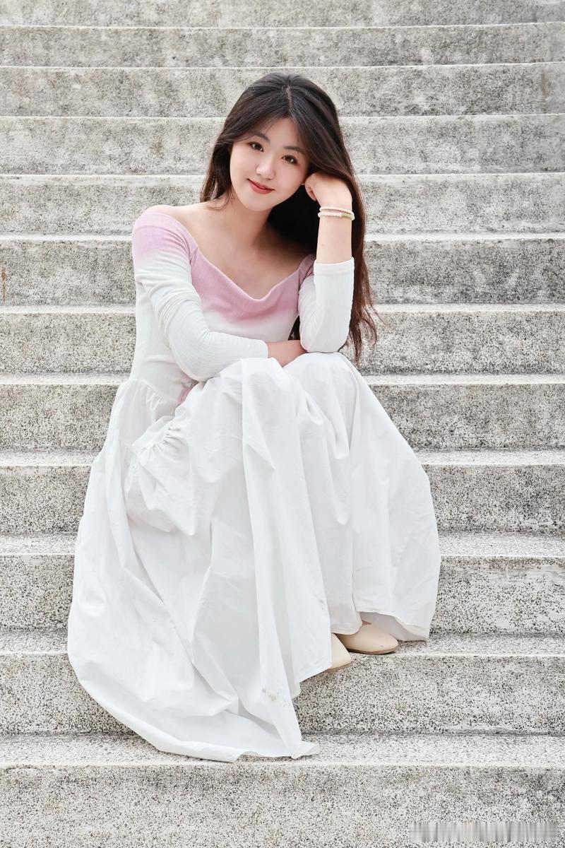 丑时丑时出生的属牛人最有福气，对应着上等命。丑时指的是凌晨1点到3点这个期间，丑