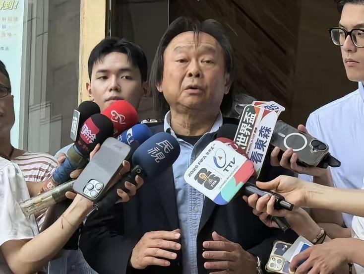 今儿个有个乐子，得跟大伙唠唠。

中国大陆《民族团结进步促进法》正式施行，本来是