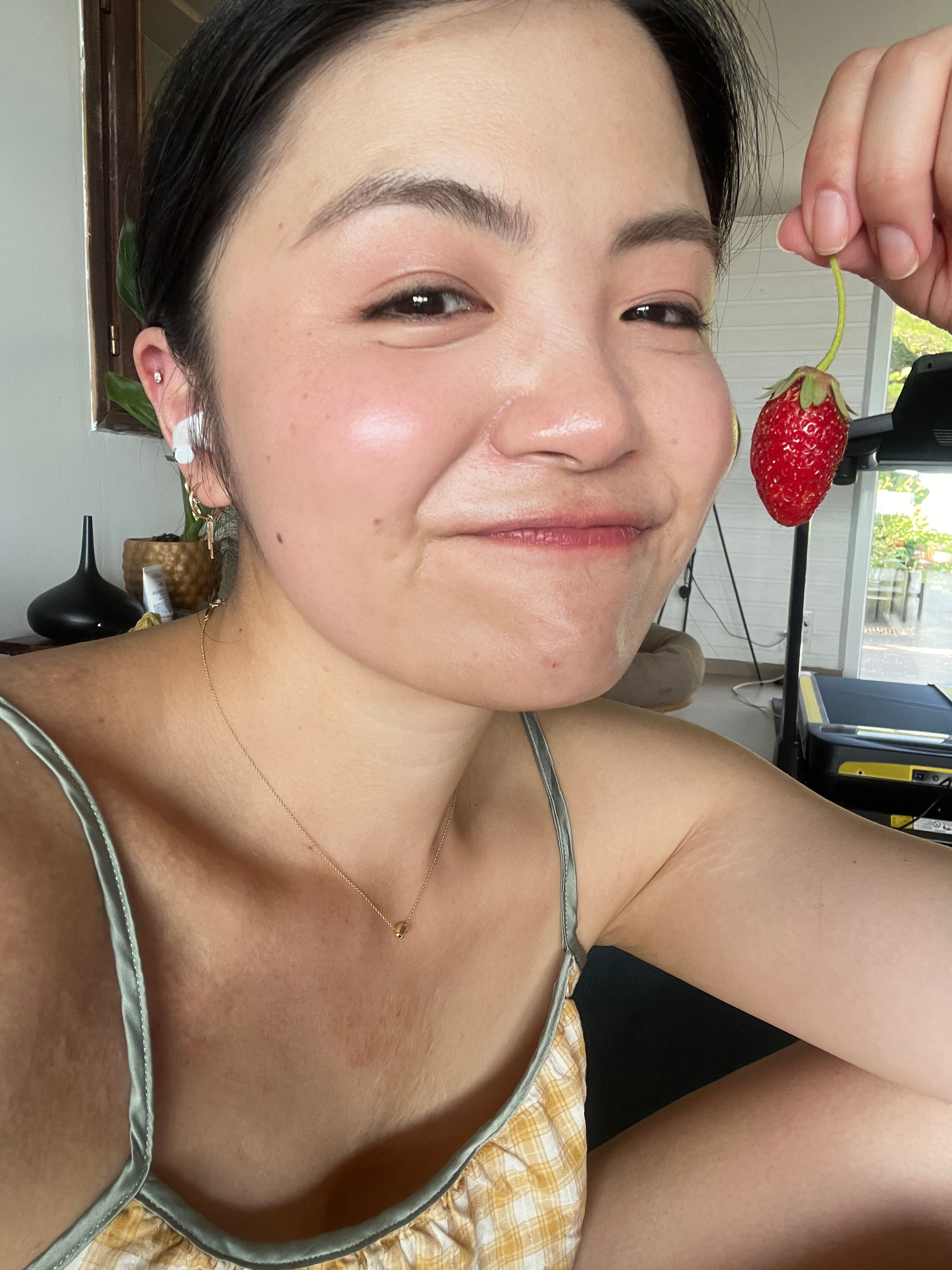 自己种的草莓 超甜！ 