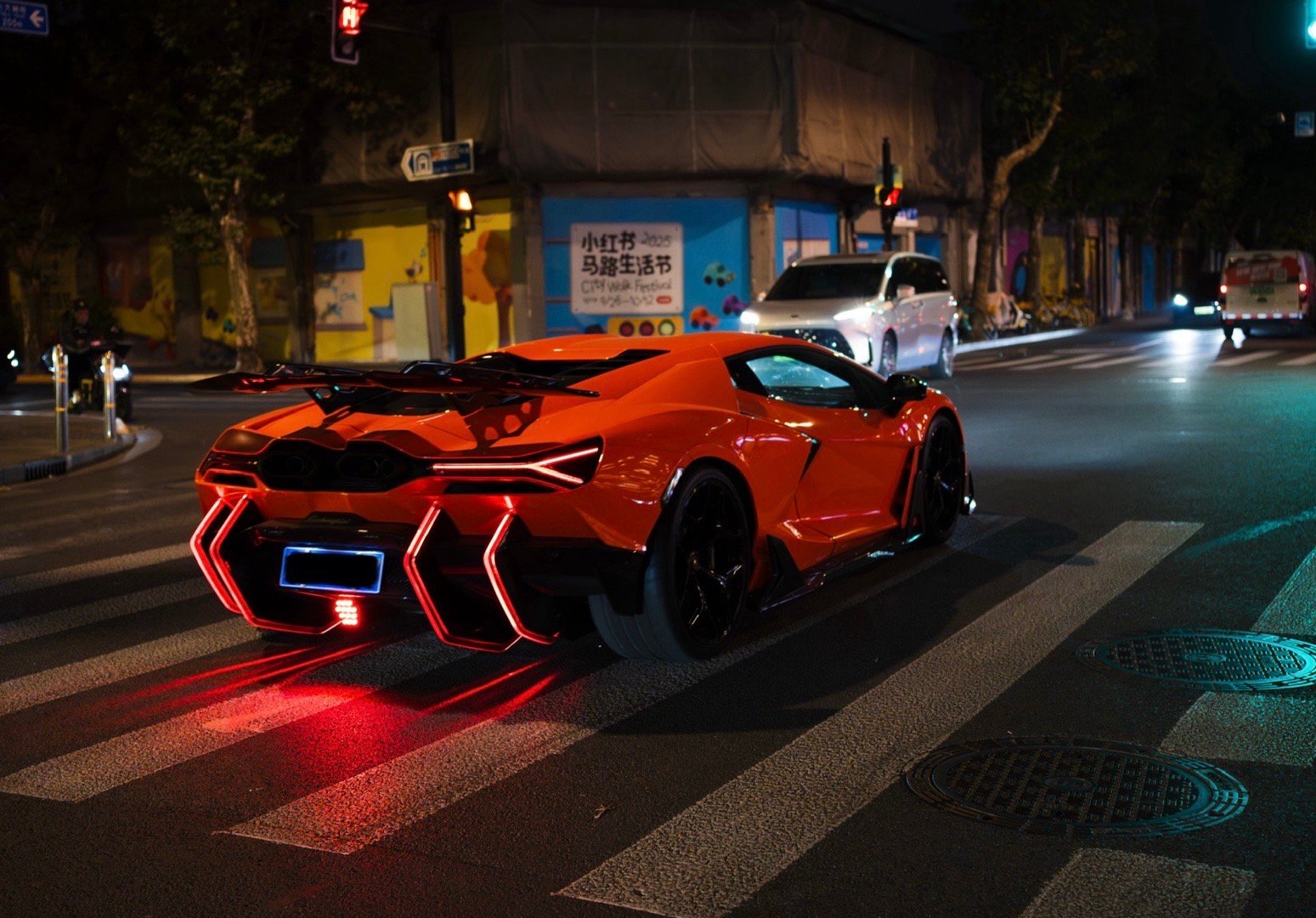 有被帅到兰博基尼revuelto