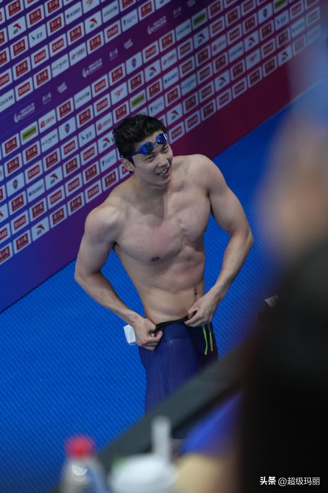 晚安💤
大家一起互相监督吧，每天23点以前睡觉，再也不敢熬夜了。晚不熬夜