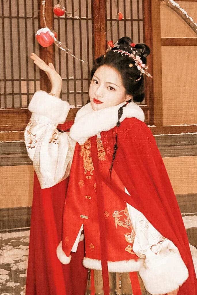 任敏新剧被内涵就明涵回去电视剧良陈美锦厌烦虚与委蛇的弯弯绕绕，遇上刻意的言语拉扯