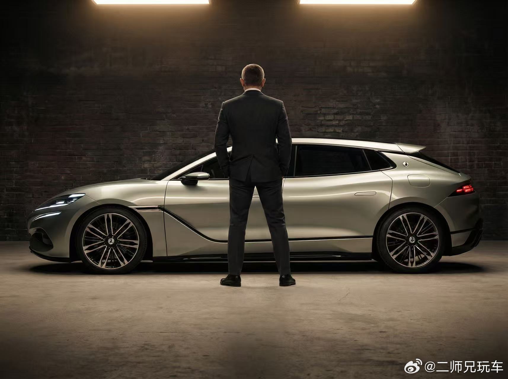 腾势正式官宣丹尼尔・克雷格成为品牌全球代言人，助力品牌全球化布局。作为 007 