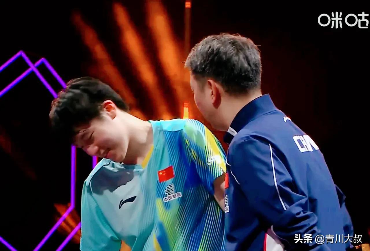 我建议让刘恒带温瑞博吧！
这次刘恒带他不错，说明两人有师徒之缘！

刘恒现在虽然